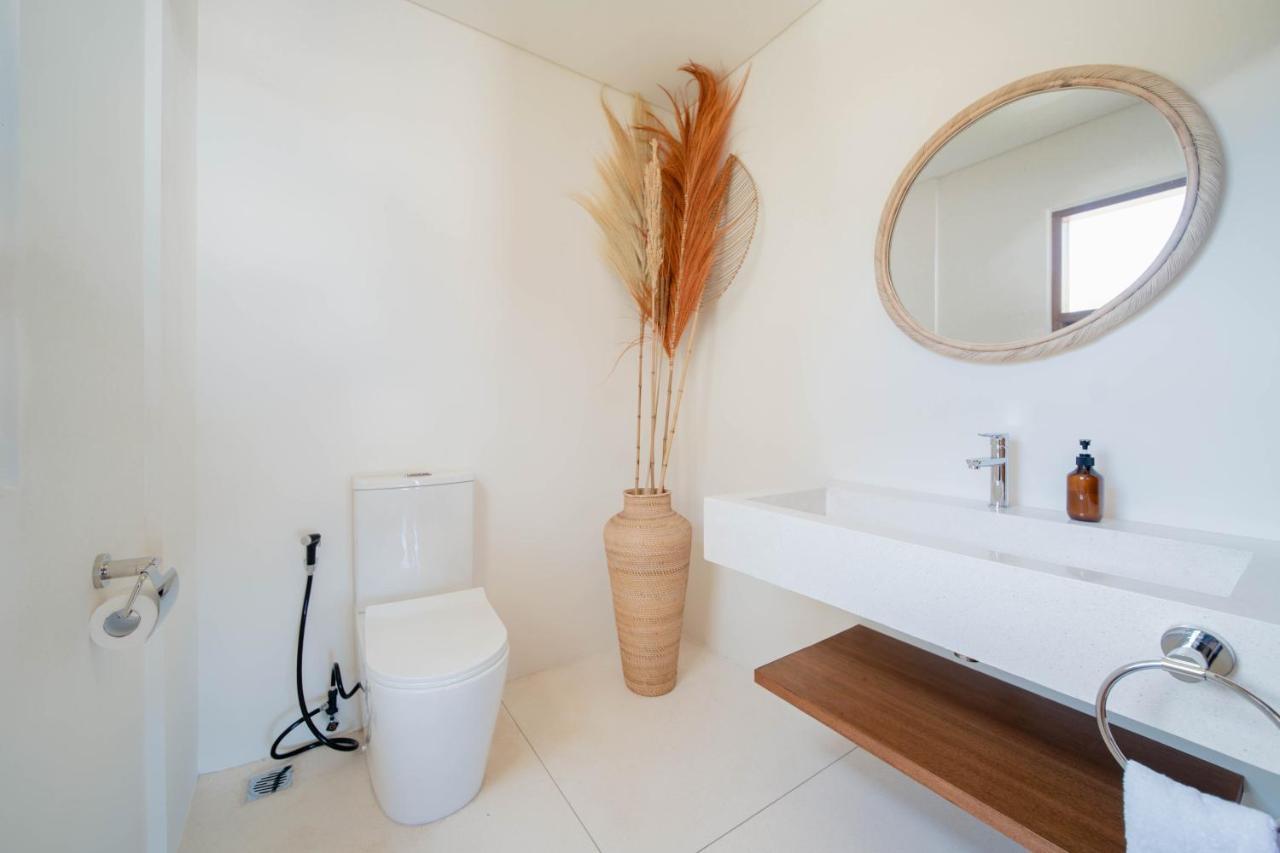 Kuta  Luxury Ocean View Villas With Private Cook And Free Gym Membership מראה חיצוני תמונה