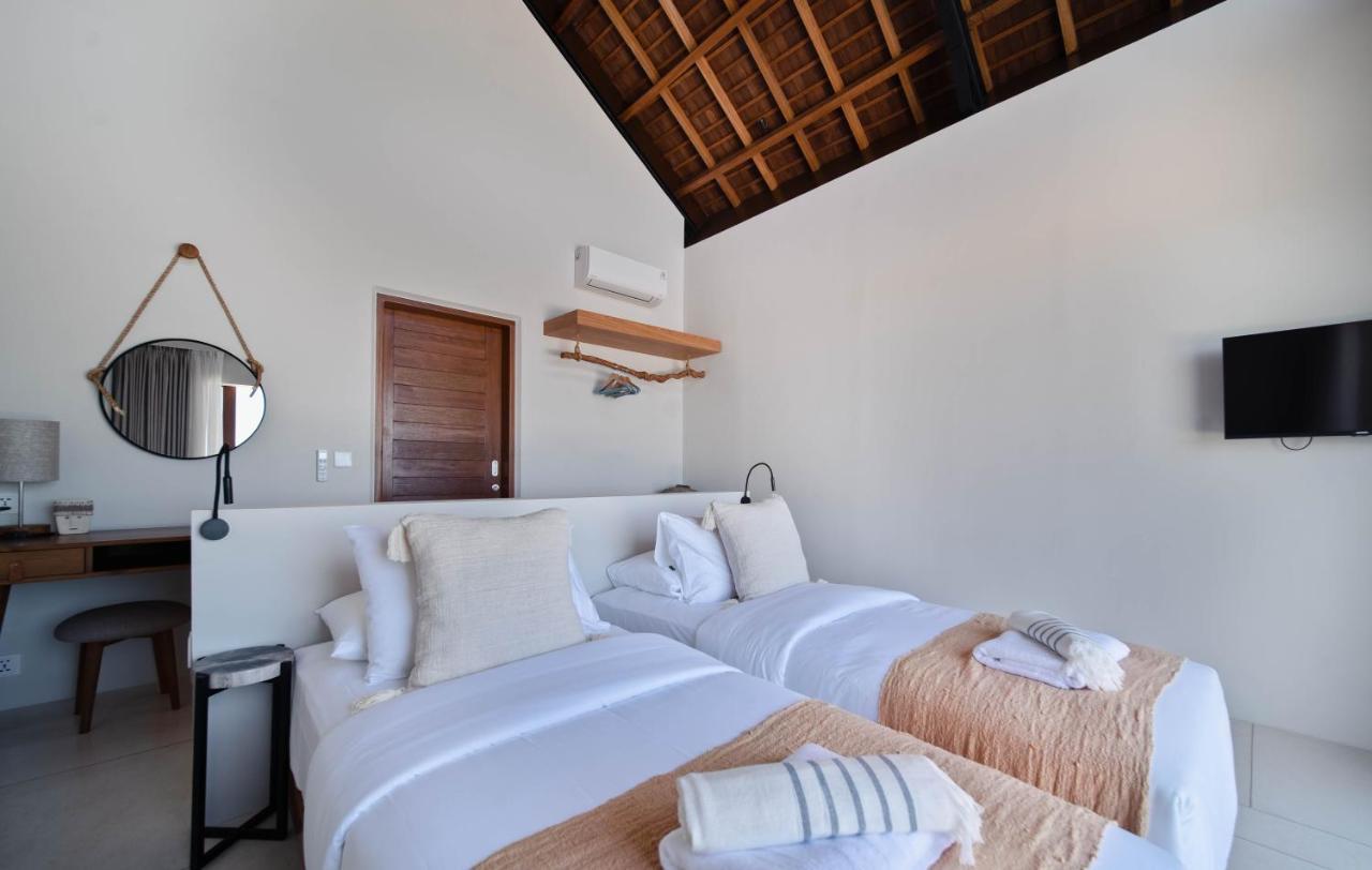 Kuta  Luxury Ocean View Villas With Private Cook And Free Gym Membership מראה חיצוני תמונה