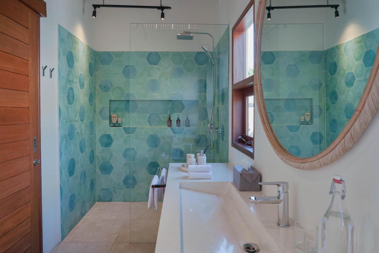 Kuta  Luxury Ocean View Villas With Private Cook And Free Gym Membership מראה חיצוני תמונה