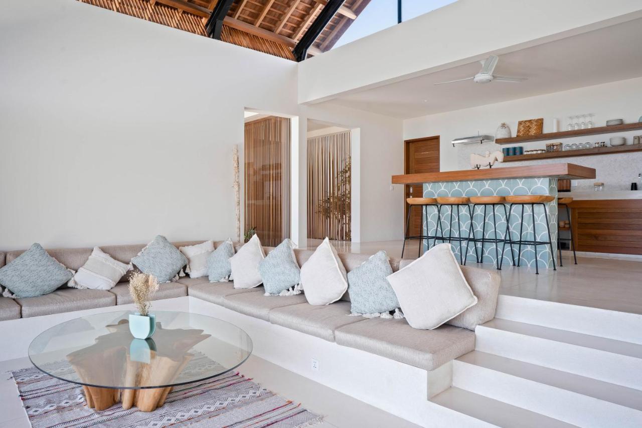 Kuta  Luxury Ocean View Villas With Private Cook And Free Gym Membership מראה חיצוני תמונה